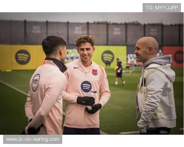 伊涅斯塔谈亚马尔受到批评阿劳霍欧冠将继续首发，伊涅斯塔是皇马球迷